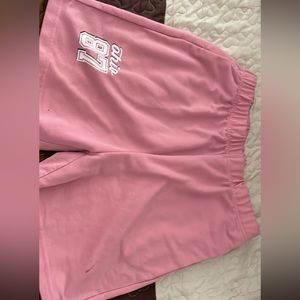 Cute pink biker shorts loose fitting and stretch quality